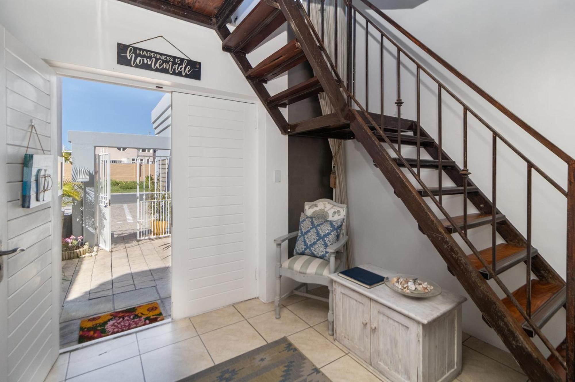 The Sandcastle Guesthouse - Melkbosstrand Exterior photo